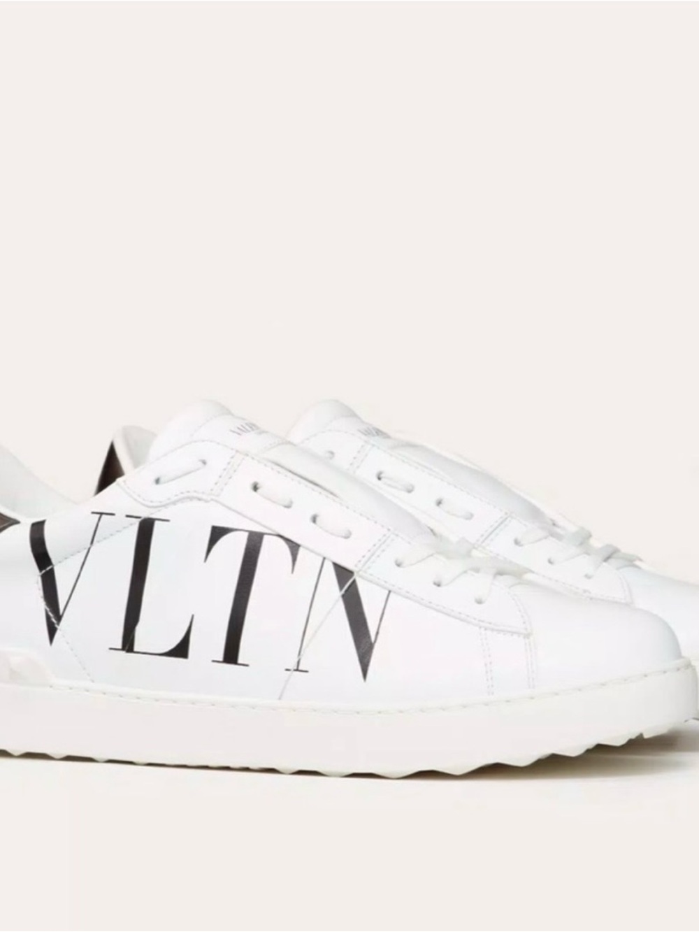 Valentino Garavani sneackers